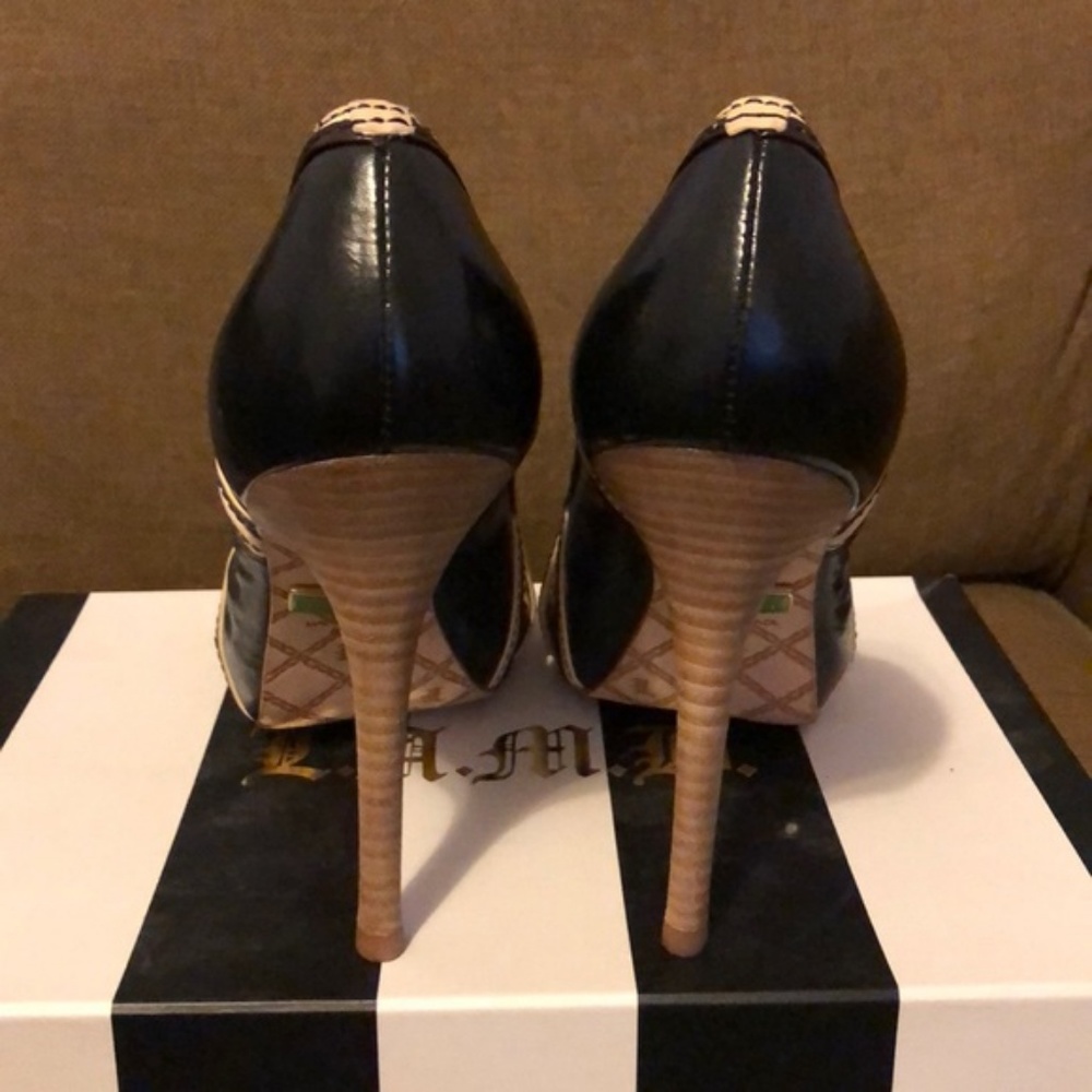 LAMB Heels - Picture 2 of 6